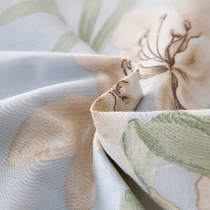 91家纺网 家纺一手货源 找家纺 宇彬家纺 2026直播新款13070全棉纯棉印花床单床笠款四件套和单被套喷气清新简约（缩水足可定做） 花间水色