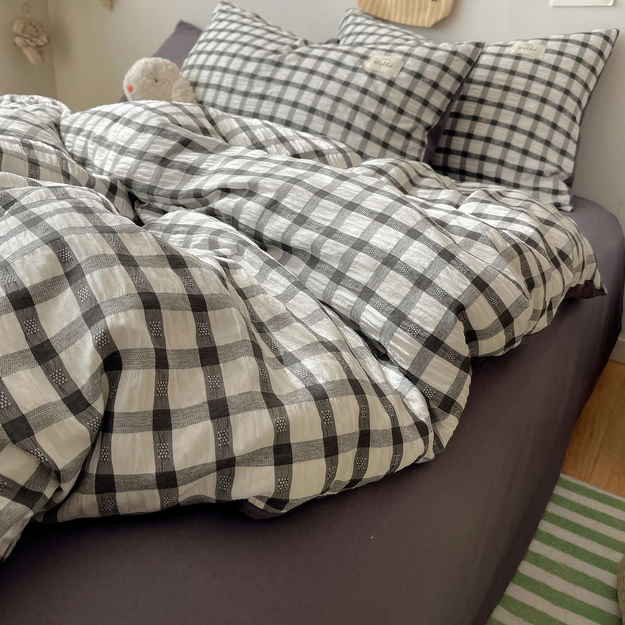 91家纺网 家纺一手货源 找家纺 顾里2025新款韩系格子阳离子泡泡纱四件套-第二组 经典黑格