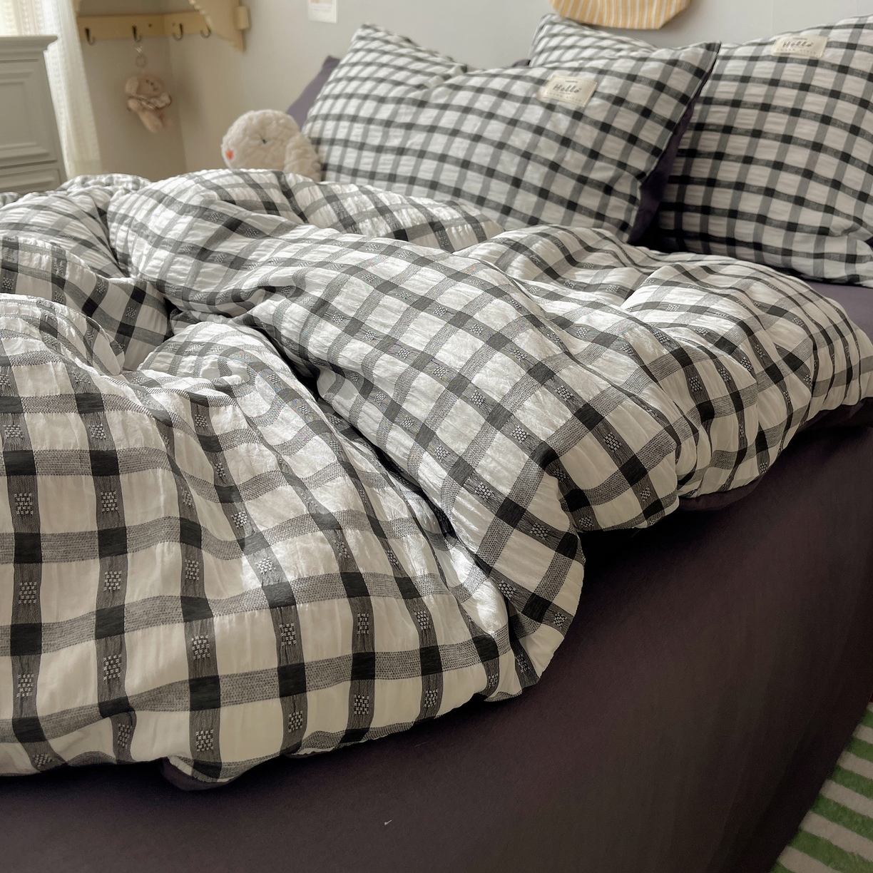 91家纺网 家纺一手货源 找家纺 顾里2025新款韩系格子阳离子泡泡纱四件套-第二组 经典黑格