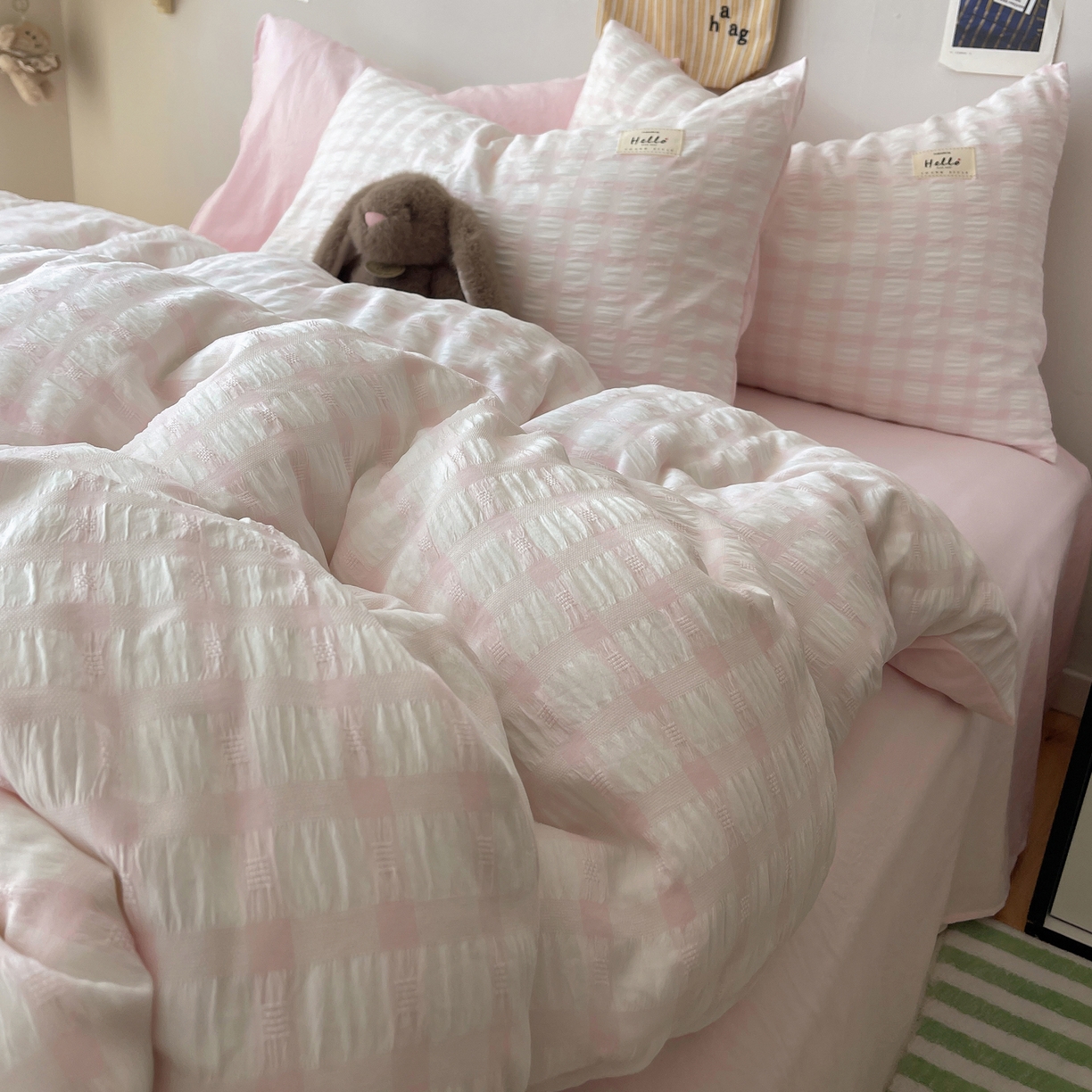 91家纺网 家纺一手货源 找家纺 顾里2025新款韩系格子阳离子泡泡纱四件套-第二组 少女粉格