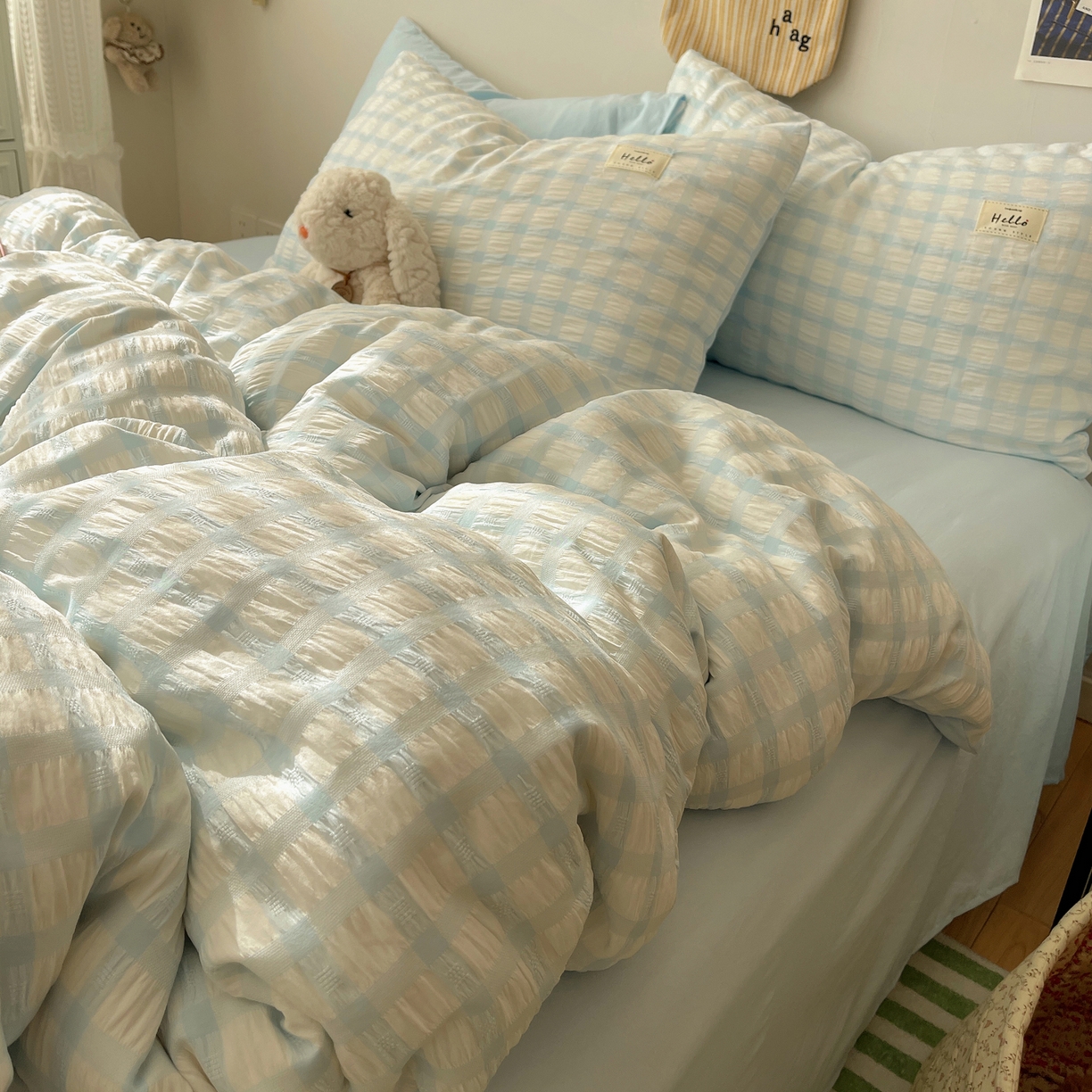 91家纺网 家纺一手货源 找家纺 顾里2025新款韩系格子阳离子泡泡纱四件套-第二组 天空蓝格