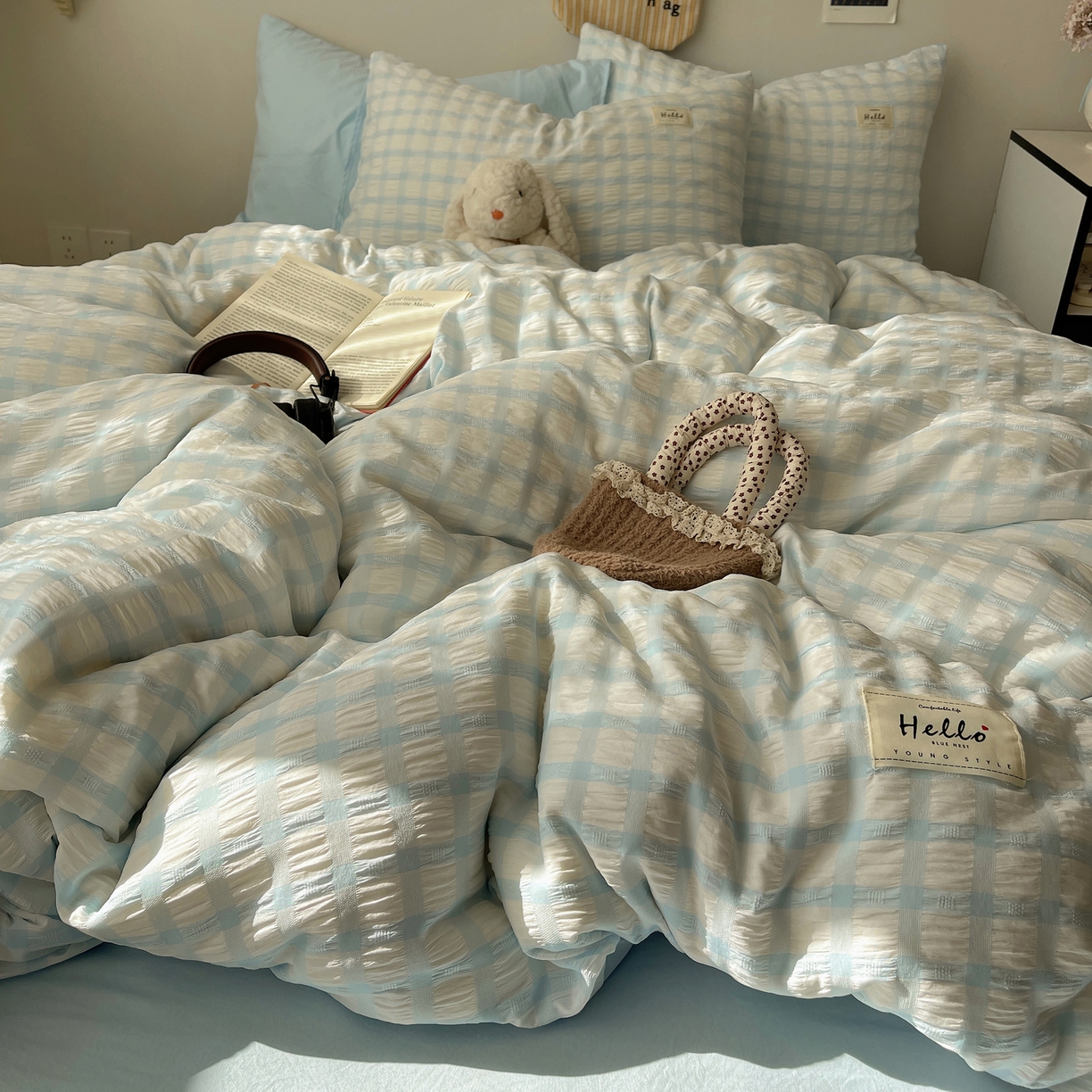 91家纺网 家纺一手货源 找家纺 顾里2025新款韩系格子阳离子泡泡纱四件套-第二组 天空蓝格