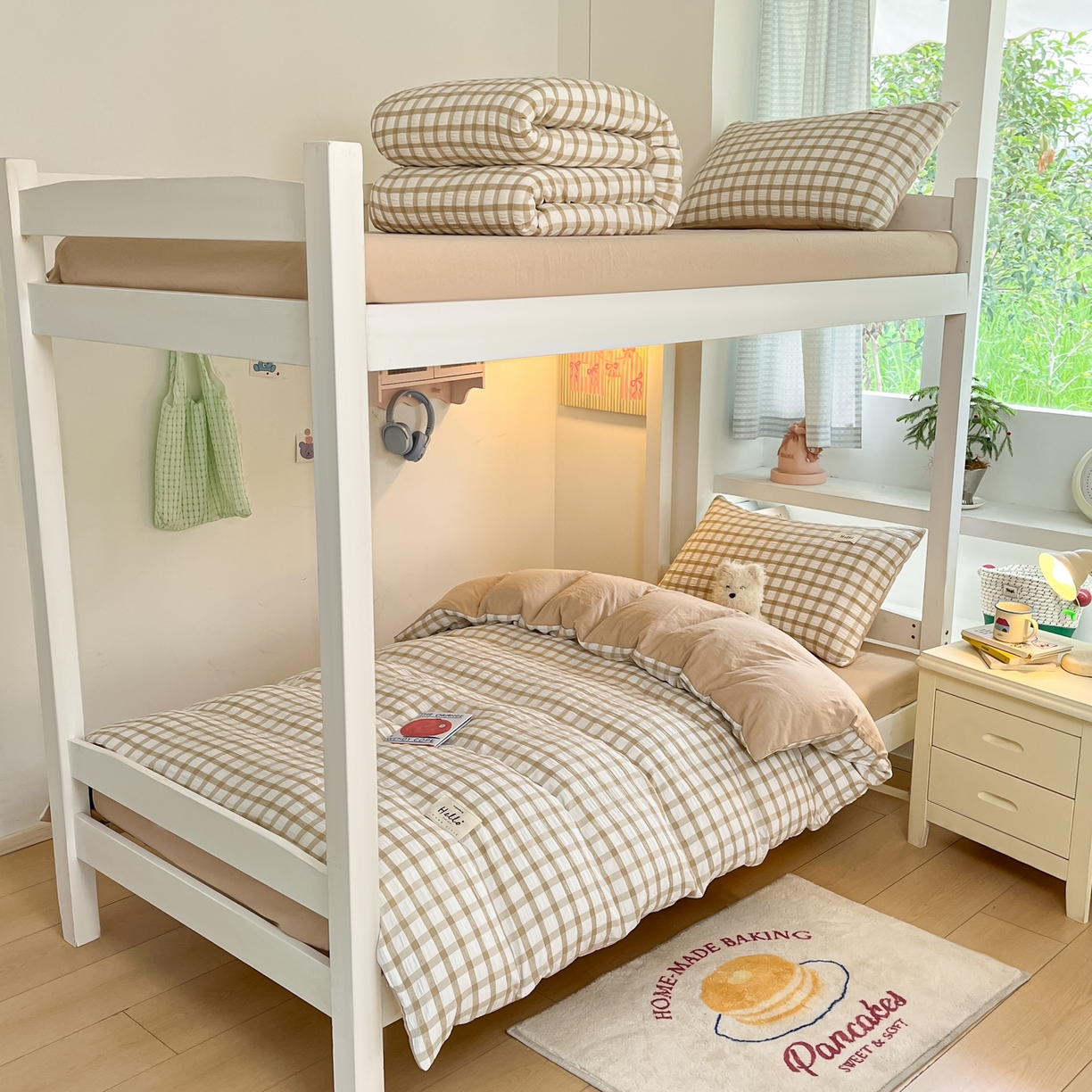 91家纺网 家纺一手货源 找家纺 顾里2025新款韩系格子阳离子泡泡纱学生宿舍上下铺三件套 复古奶咖