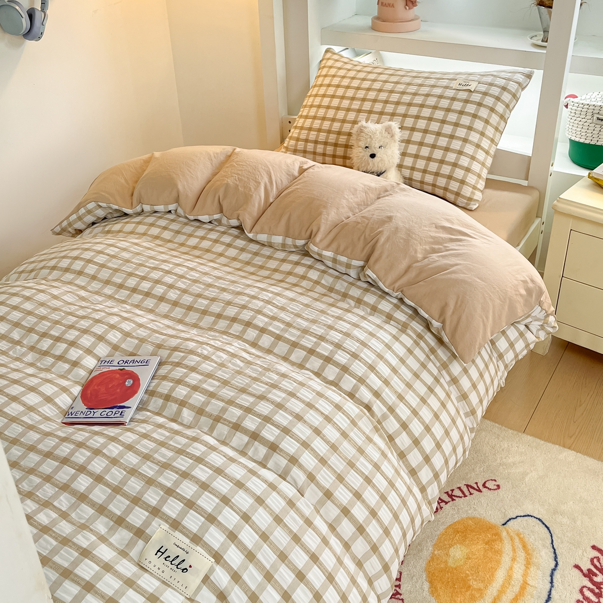 91家纺网 家纺一手货源 找家纺 顾里2025新款韩系格子阳离子泡泡纱学生宿舍上下铺三件套 复古奶咖