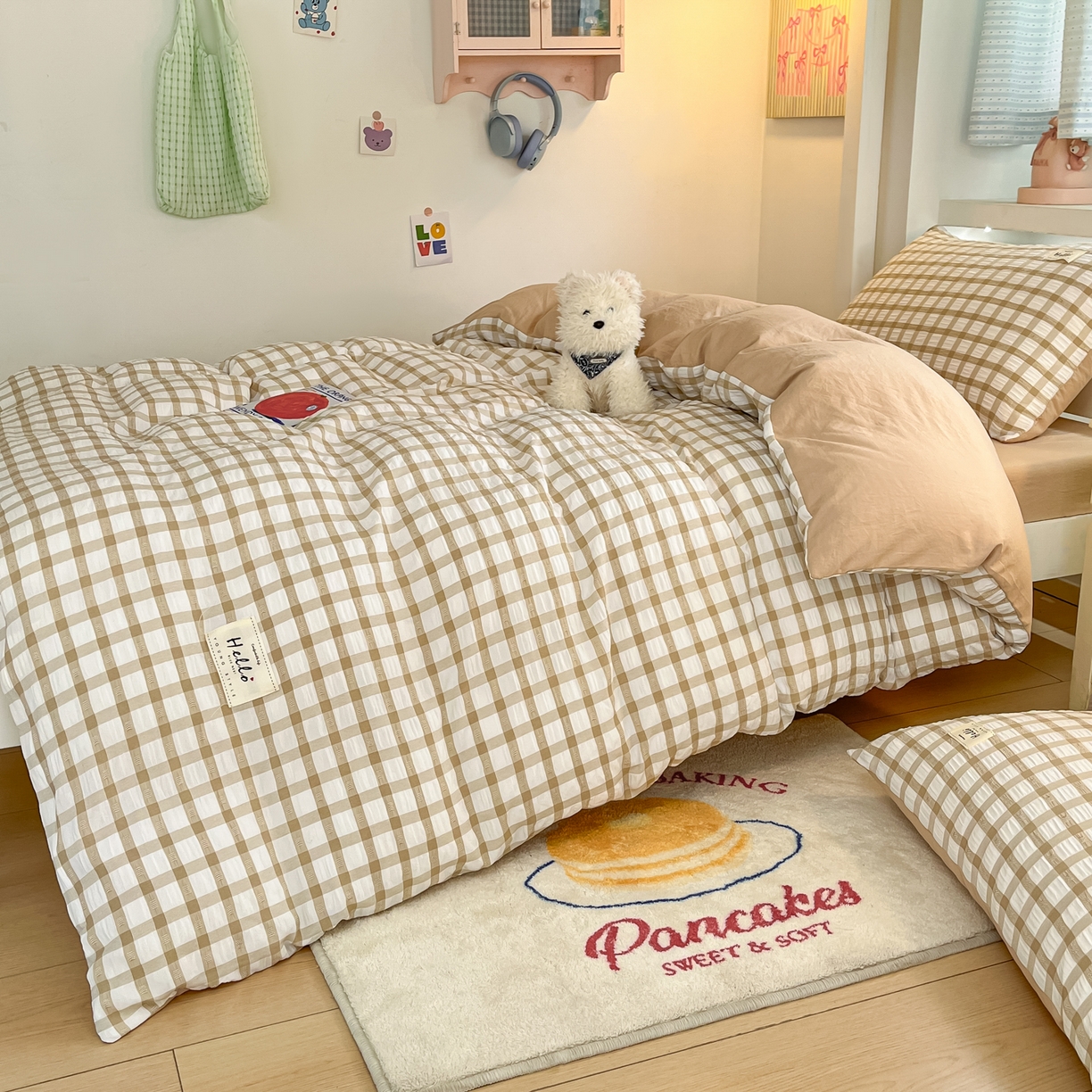 91家纺网 家纺一手货源 找家纺 顾里2025新款韩系格子阳离子泡泡纱学生宿舍上下铺三件套 复古奶咖