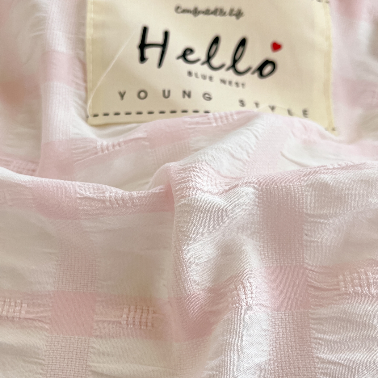 91家纺网 家纺一手货源 找家纺 顾里2025新款韩系格子阳离子泡泡纱学生宿舍上下铺三件套 少女粉格