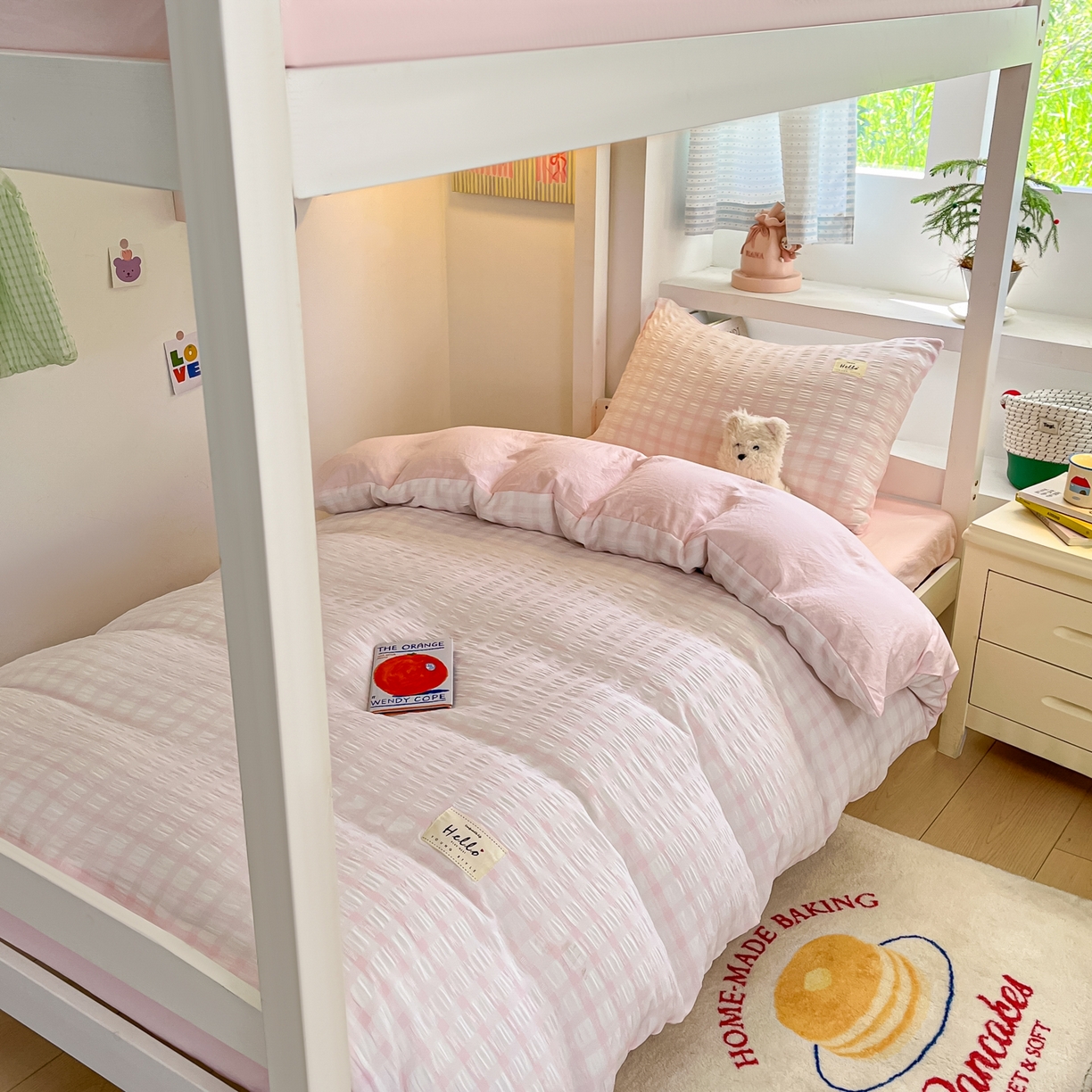 91家纺网 家纺一手货源 找家纺 顾里2025新款韩系格子阳离子泡泡纱学生宿舍上下铺三件套 少女粉格