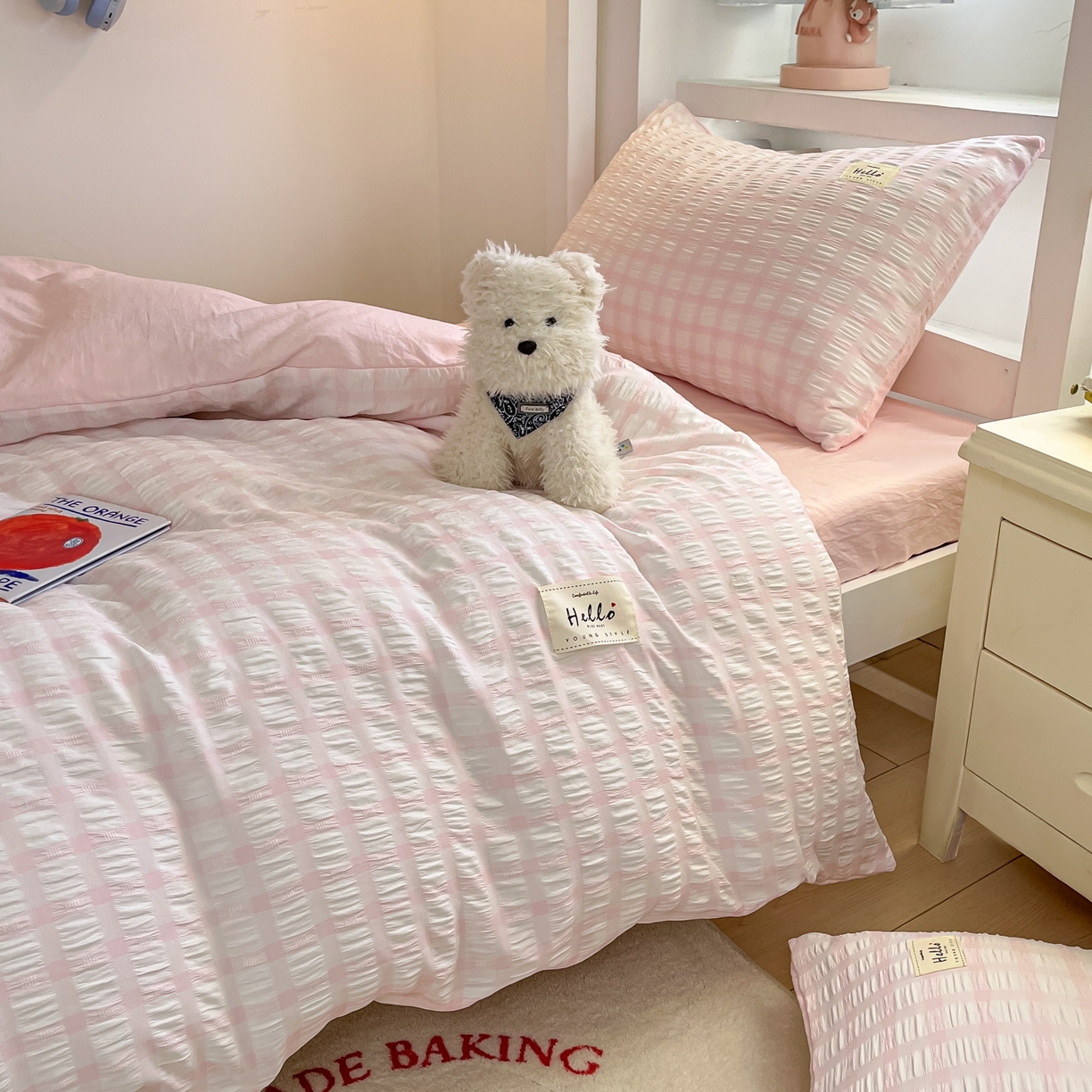 91家纺网 家纺一手货源 找家纺 顾里2025新款韩系格子阳离子泡泡纱学生宿舍上下铺三件套 少女粉格