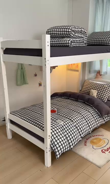 91家纺网 家纺一手货源 找家纺 顾里2025新款韩系格子阳离子泡泡纱学生宿舍上下铺三件套 经典黑格