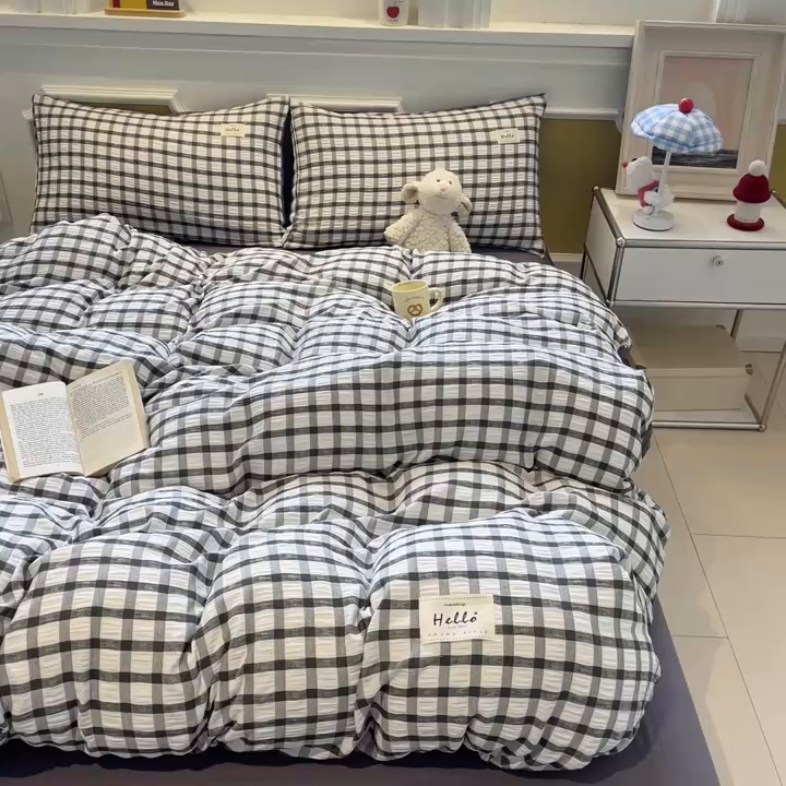 91家纺网 家纺一手货源 找家纺 顾里家纺 2025新款韩系格子阳离子泡泡纱四件套-第一组 经典黑格