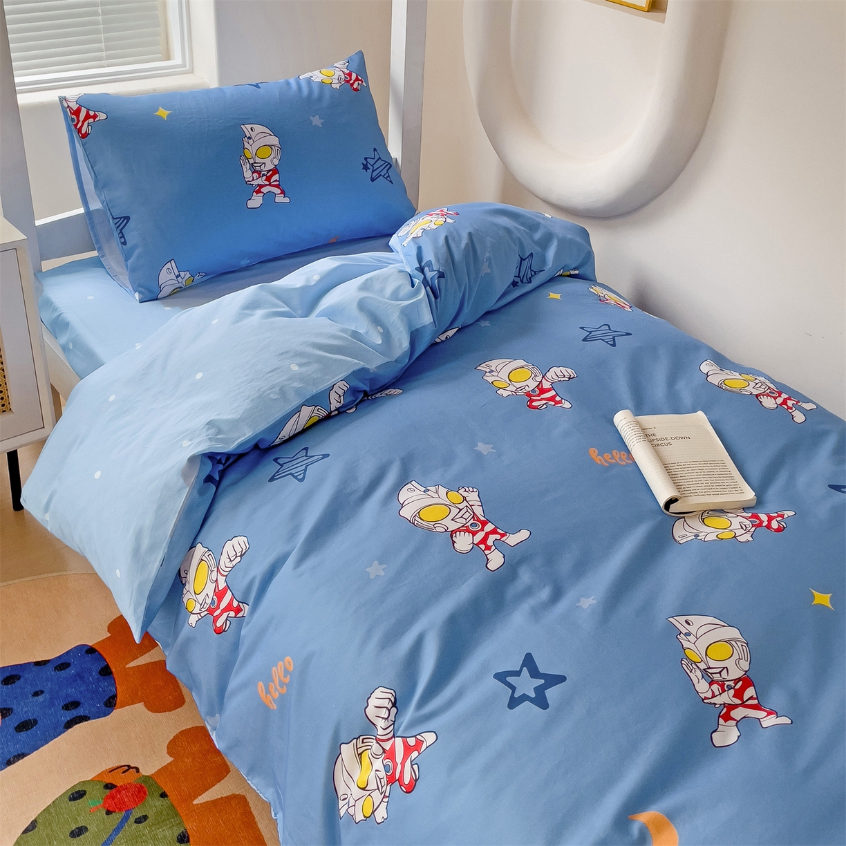 91家纺网 家纺一手货源 找家纺 （总）名兮家居 2025-全棉纯棉13372经典奥特曼-三丽鸥学生床多件套【含防伪标】