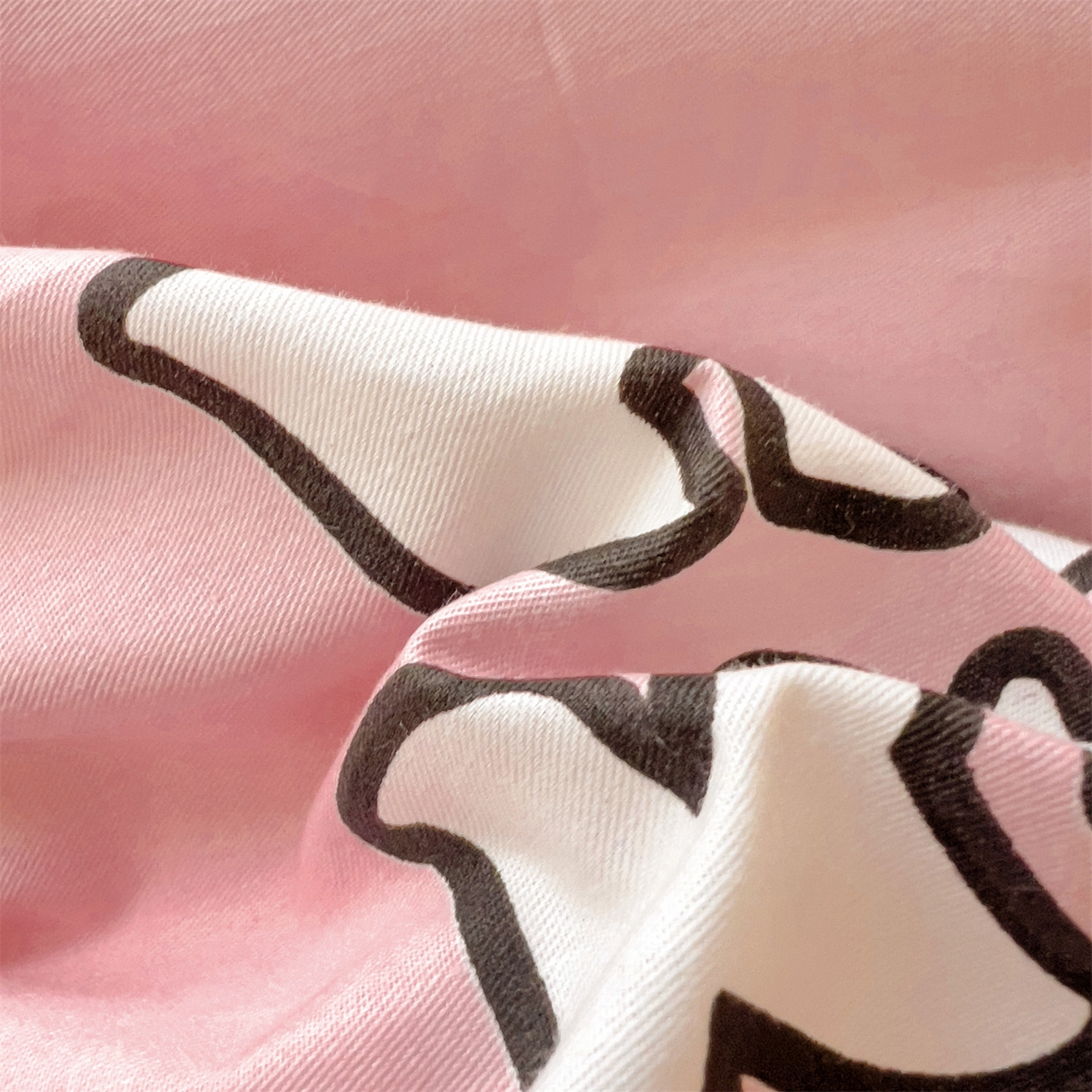 91家纺网 家纺一手货源 找家纺 名兮家居 2025-全棉纯棉13372经典奥特曼-三丽鸥学生床多件套【含防伪标】 爱心kt