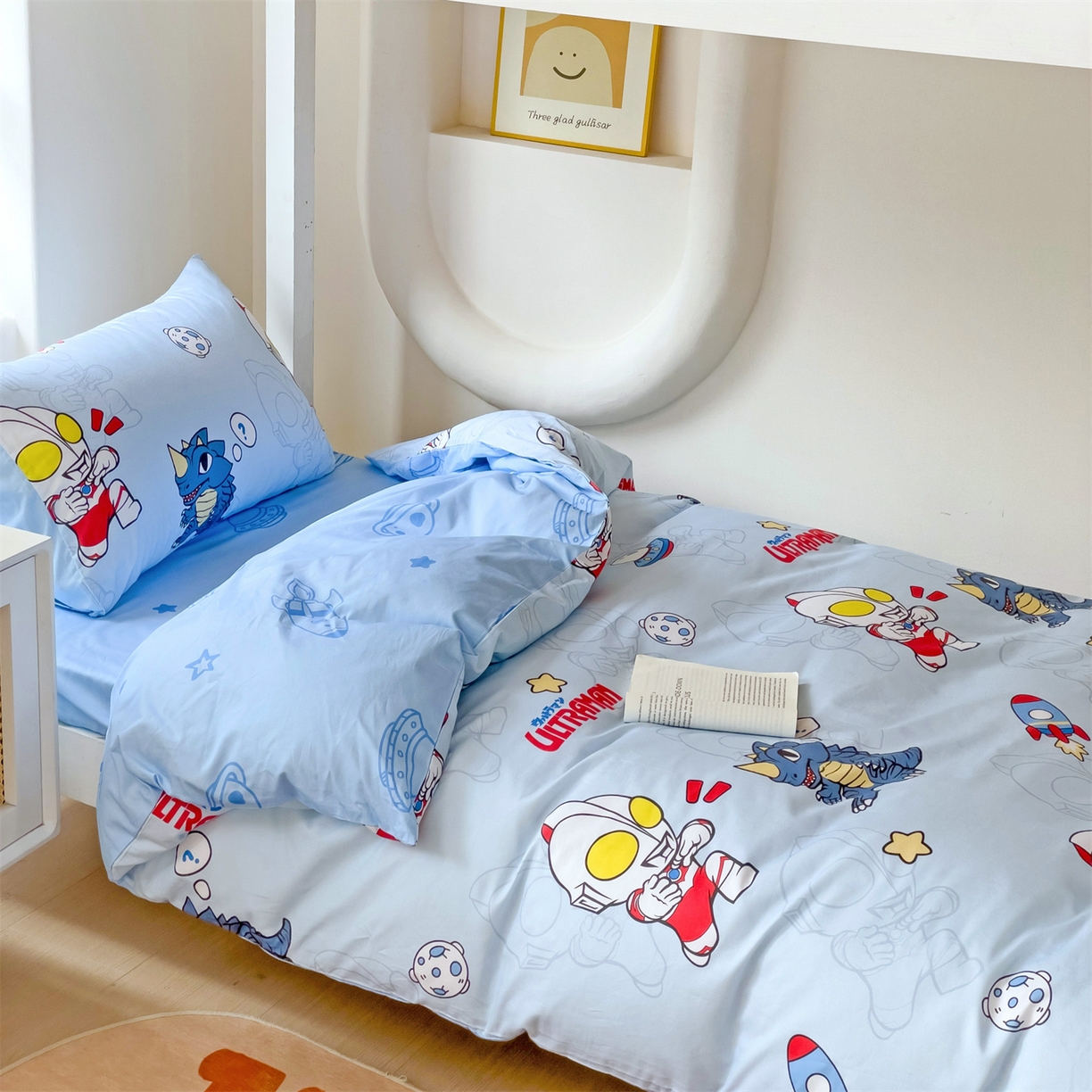 91家纺网 家纺一手货源 找家纺 名兮家居 2025-全棉纯棉13372经典奥特曼-三丽鸥学生床多件套【含防伪标】 奥特勇士