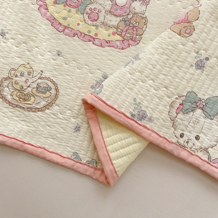 91家纺网 家纺一手货源 找家纺 富馨莱 2025春夏新款纯棉夹棉单床盖床盖单件薄床垫 开心美乐蒂