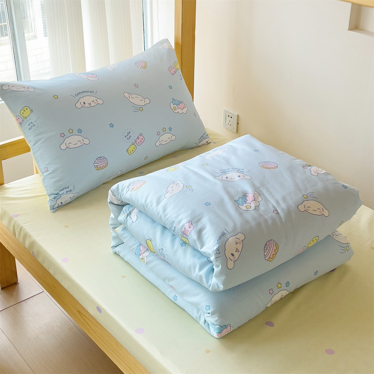 91家纺网 家纺一手货源 找家纺 名兮家居 2025-全棉纯棉13372经典奥特曼-三丽鸥学生床多件套【含防伪标】 蛋糕玉桂狗