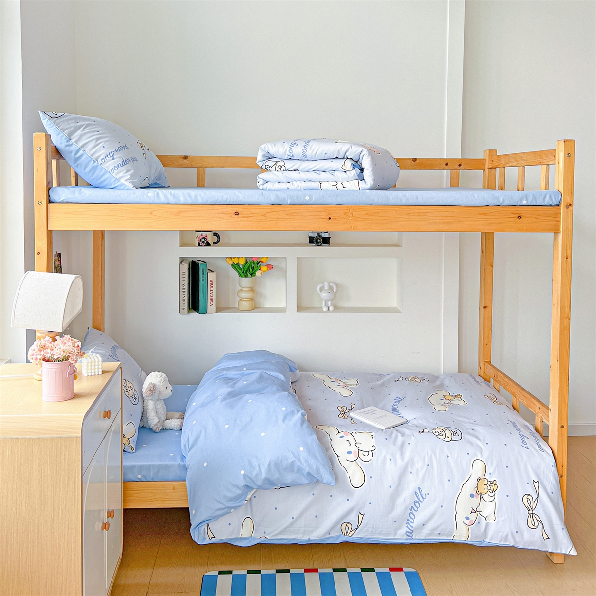 91家纺网 家纺一手货源 找家纺 名兮家居 2025-全棉纯棉13372经典奥特曼-三丽鸥学生床多件套【含防伪标】 点点玉桂狗