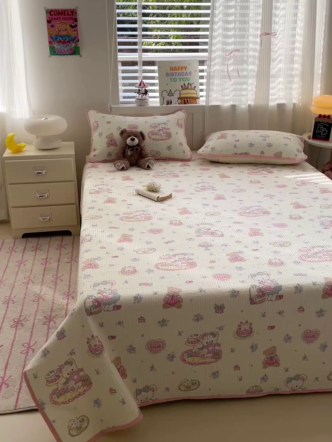 91家纺网 家纺一手货源 找家纺 富馨莱 2025春夏新款纯棉夹棉单床盖床盖单件薄床垫 开心美乐蒂