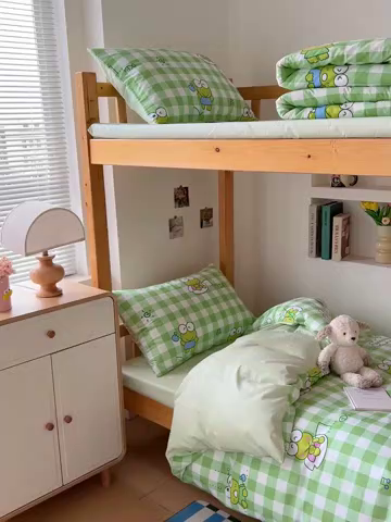 91家纺网 家纺一手货源 找家纺 名兮家居 2025-全棉纯棉13372经典奥特曼-三丽鸥学生床多件套【含防伪标】 格子大眼蛙