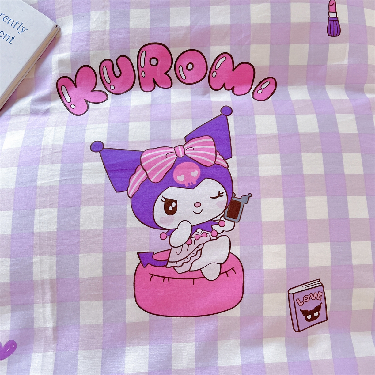 91家纺网 家纺一手货源 找家纺 名兮家居 2025-全棉纯棉13372经典奥特曼-三丽鸥学生床多件套【含防伪标】 格子库洛米