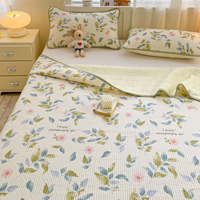 91家纺网 家纺一手货源 找家纺 富馨莱 2025春夏新款纯棉夹棉单床盖床盖单件薄床垫 摩登