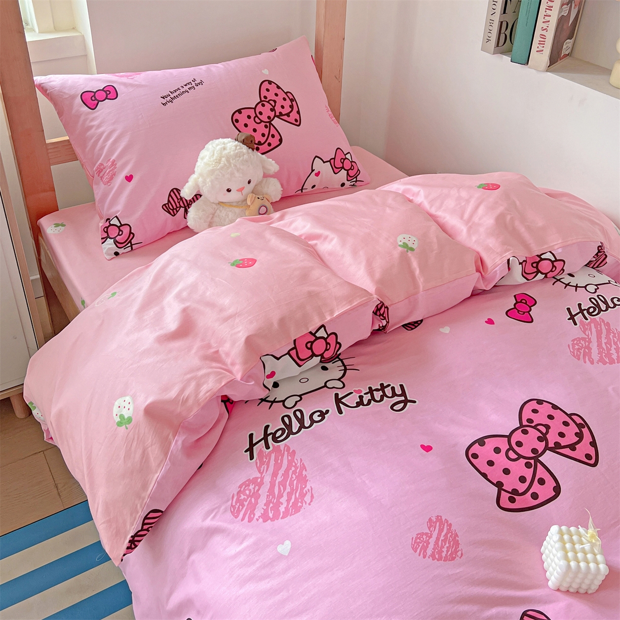 91家纺网 家纺一手货源 找家纺 名兮家居 2025-全棉纯棉13372经典奥特曼-三丽鸥学生床多件套【含防伪标】 蝴蝶结kt