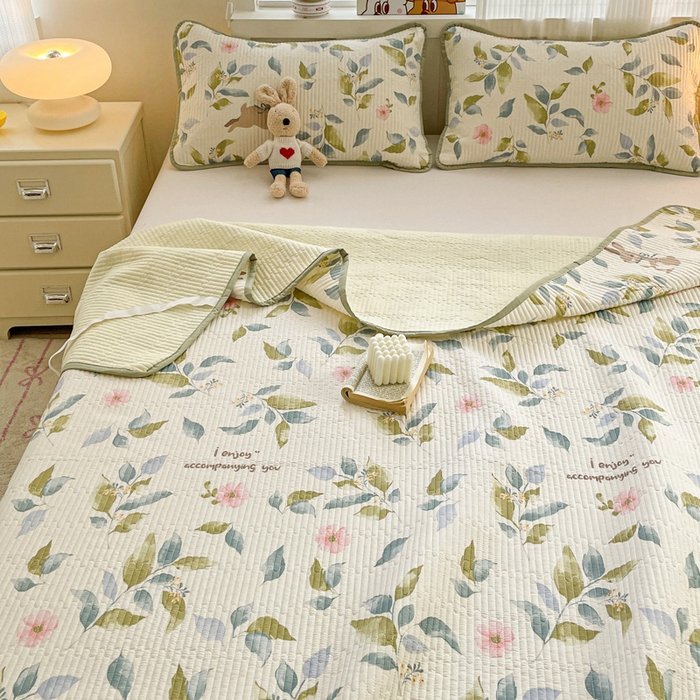 91家纺网 家纺一手货源 找家纺 富馨莱 2025春夏新款纯棉夹棉单床盖床盖单件薄床垫 摩登