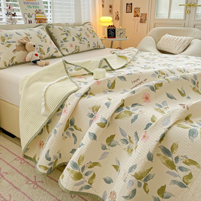 91家纺网 家纺一手货源 找家纺 富馨莱 2025春夏新款纯棉夹棉单床盖床盖单件薄床垫 摩登