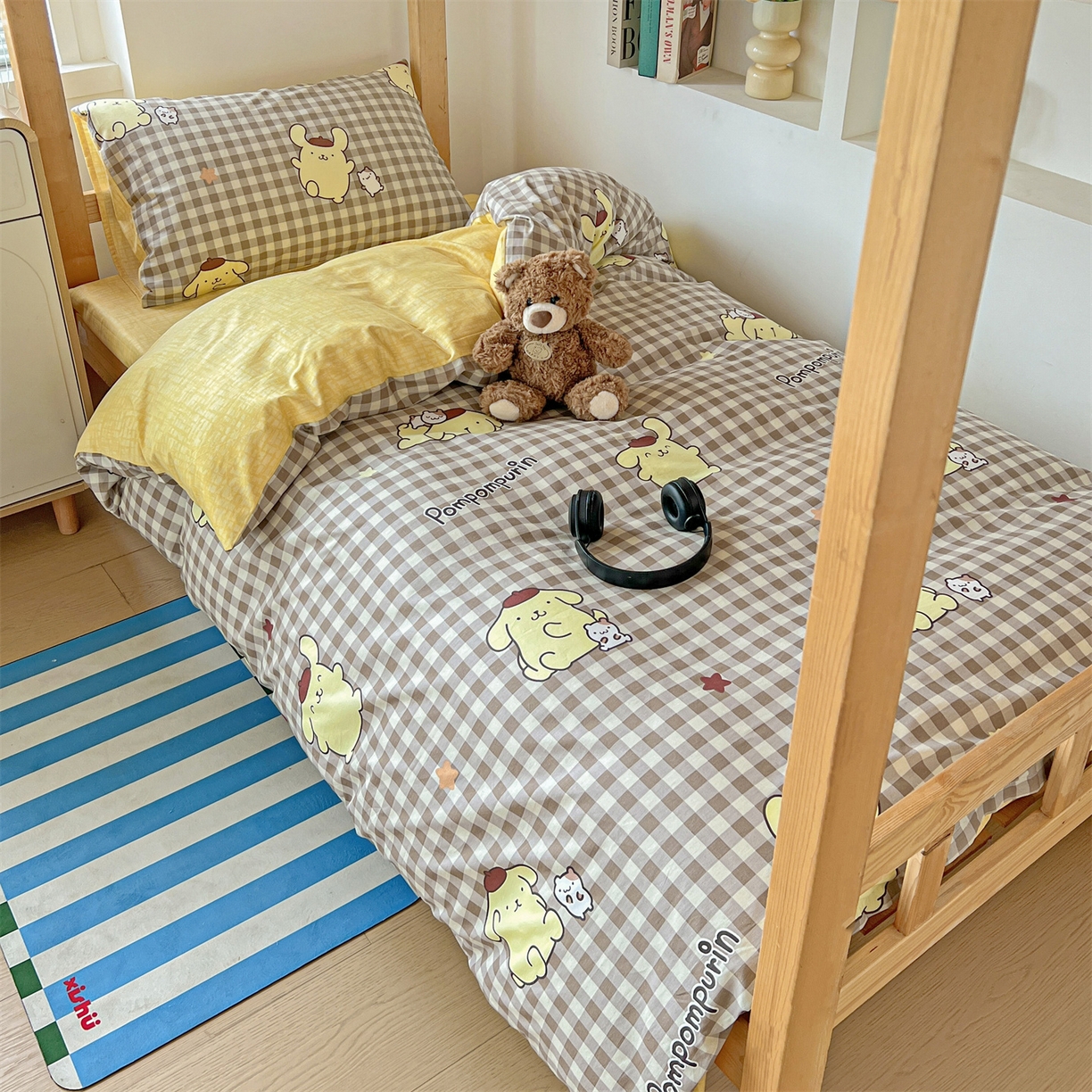 91家纺网 家纺一手货源 找家纺 名兮家居 2025-全棉纯棉13372经典奥特曼-三丽鸥学生床多件套【含防伪标】 焦糖布丁狗