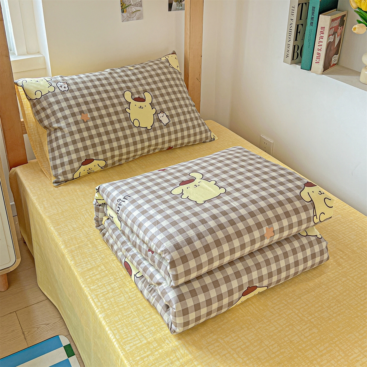 91家纺网 家纺一手货源 找家纺 名兮家居 2025-全棉纯棉13372经典奥特曼-三丽鸥学生床多件套【含防伪标】 焦糖布丁狗