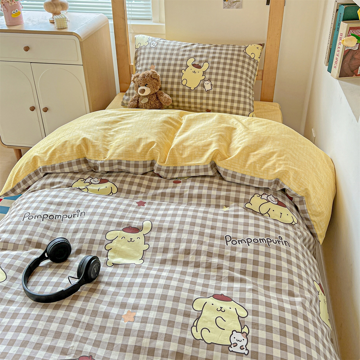 91家纺网 家纺一手货源 找家纺 名兮家居 2025-全棉纯棉13372经典奥特曼-三丽鸥学生床多件套【含防伪标】 焦糖布丁狗