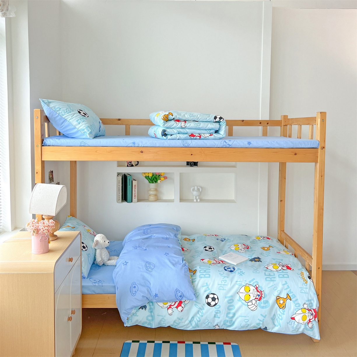 91家纺网 家纺一手货源 找家纺 名兮家居 2025-全棉纯棉13372经典奥特曼-三丽鸥学生床多件套【含防伪标】 世界杯