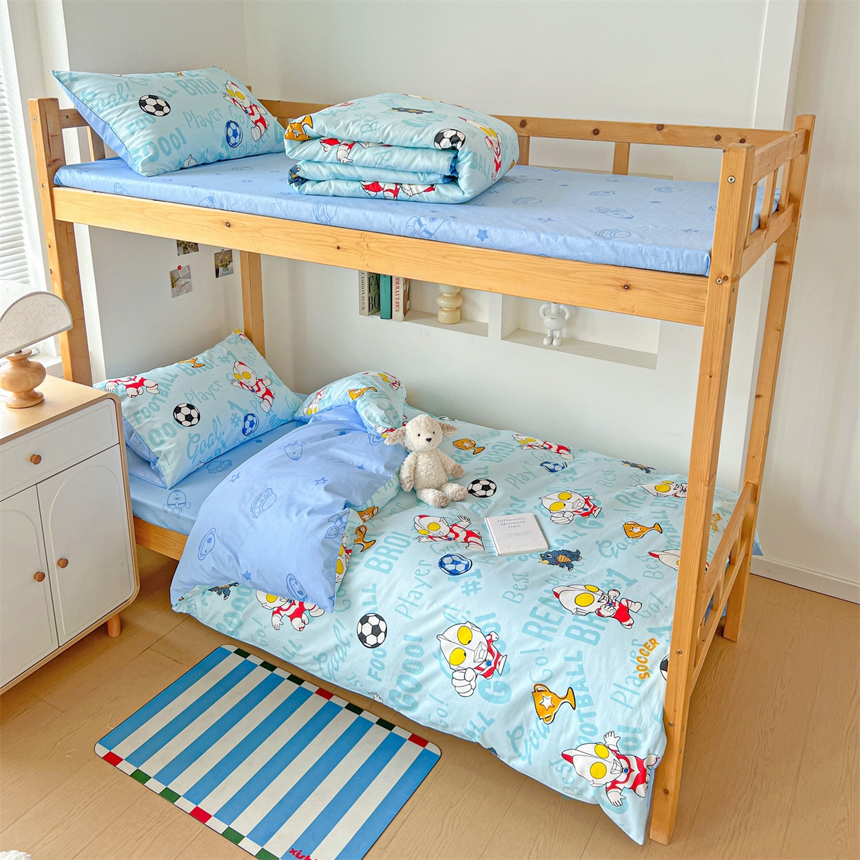 91家纺网 家纺一手货源 找家纺 名兮家居 2025-全棉纯棉13372经典奥特曼-三丽鸥学生床多件套【含防伪标】 世界杯