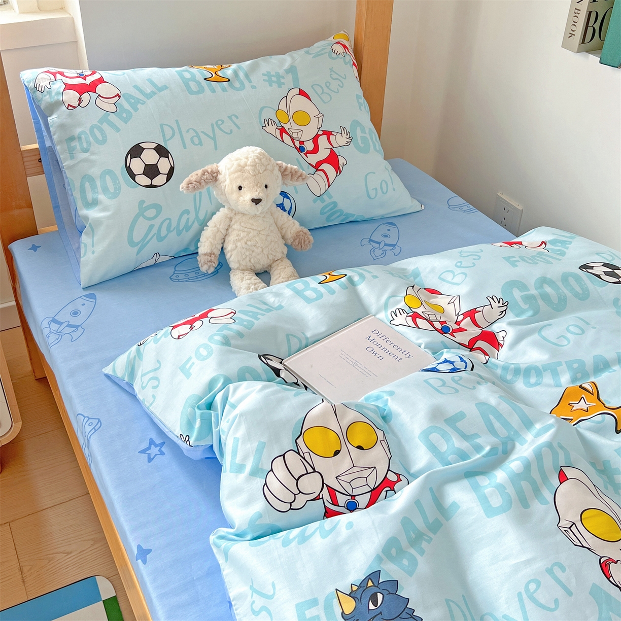 91家纺网 家纺一手货源 找家纺 名兮家居 2025-全棉纯棉13372经典奥特曼-三丽鸥学生床多件套【含防伪标】 世界杯