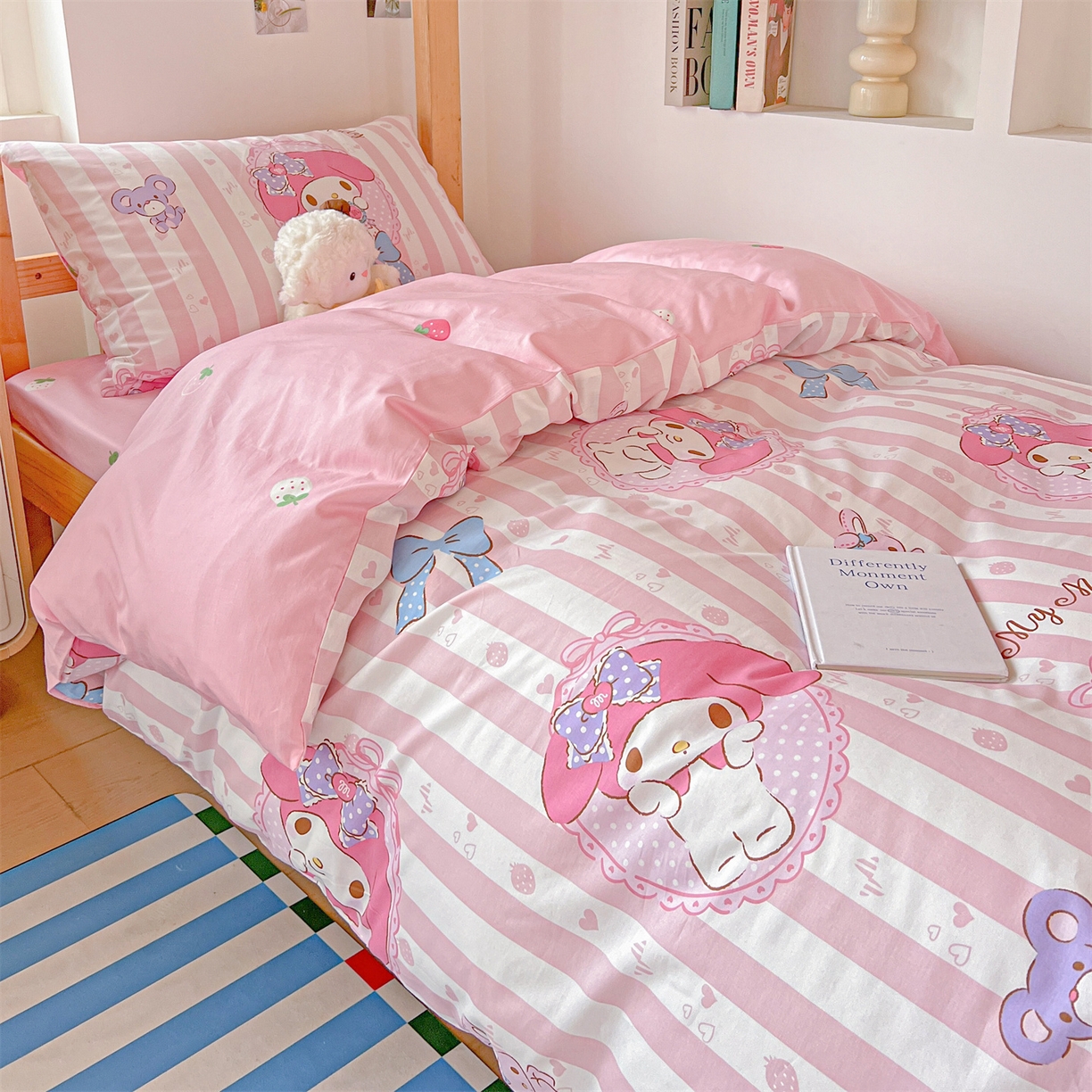 91家纺网 家纺一手货源 找家纺 名兮家居 2025-全棉纯棉13372经典奥特曼-三丽鸥学生床多件套【含防伪标】 竖条美乐蒂