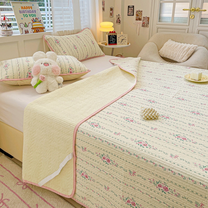 91家纺网 家纺一手货源 找家纺 富馨莱 2025春夏新款纯棉夹棉单床盖床盖单件薄床垫 莫奈