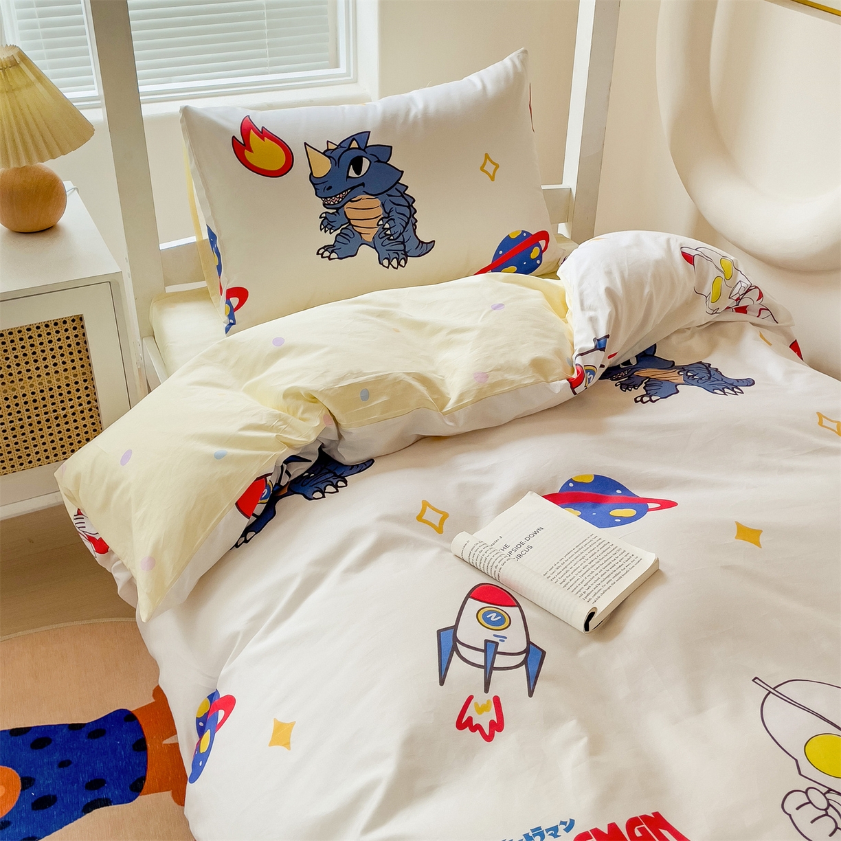 91家纺网 家纺一手货源 找家纺 名兮家居 2025-全棉纯棉13372经典奥特曼-三丽鸥学生床多件套【含防伪标】 咸蛋超人