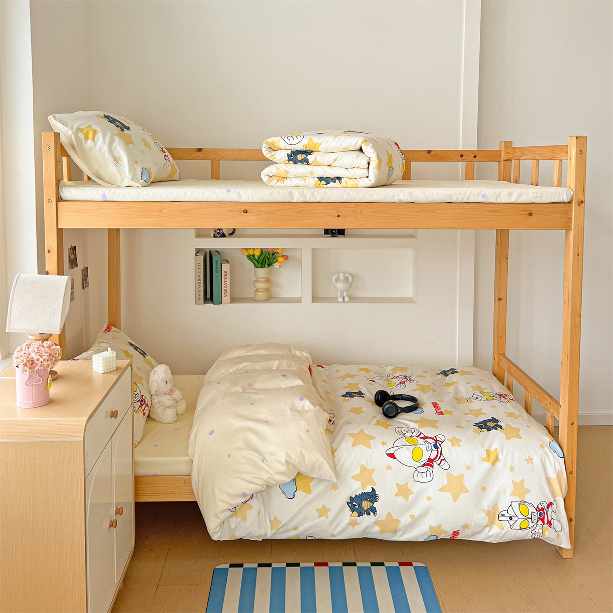 91家纺网 家纺一手货源 找家纺 名兮家居 2025-全棉纯棉13372经典奥特曼-三丽鸥学生床多件套【含防伪标】 星星奥特曼