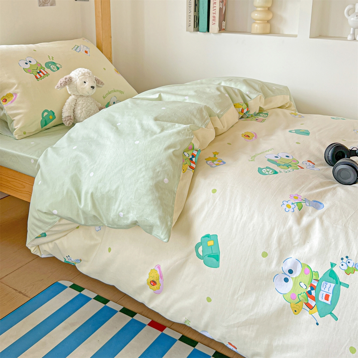 91家纺网 家纺一手货源 找家纺 名兮家居 2025-全棉纯棉13372经典奥特曼-三丽鸥学生床多件套【含防伪标】 悠闲大眼蛙