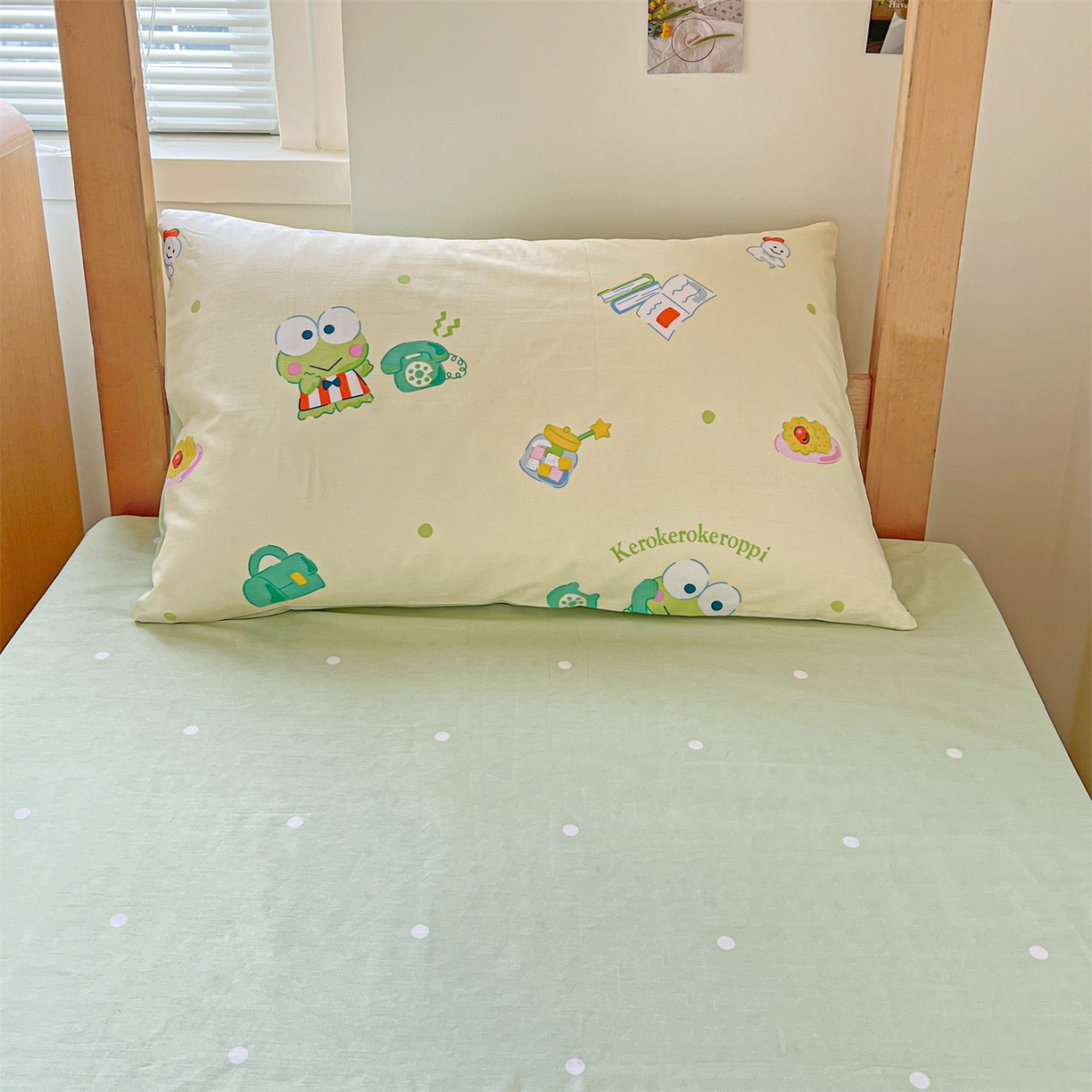 91家纺网 家纺一手货源 找家纺 名兮家居 2025-全棉纯棉13372经典奥特曼-三丽鸥学生床多件套【含防伪标】 悠闲大眼蛙