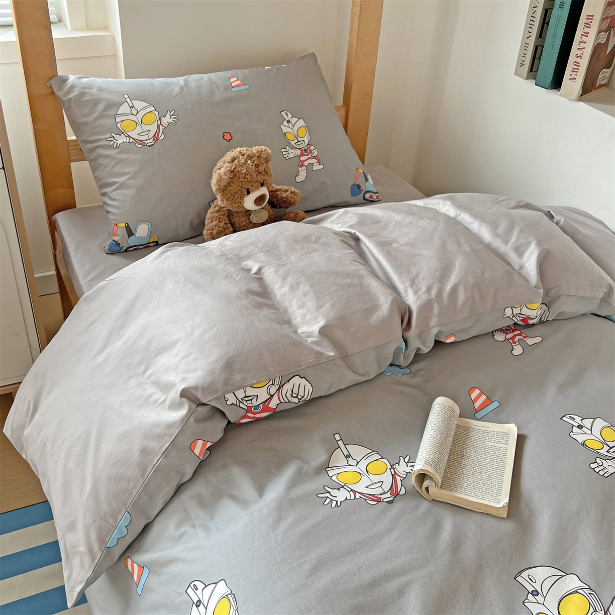 91家纺网 家纺一手货源 找家纺 名兮家居 2025-全棉纯棉13372经典奥特曼-三丽鸥学生床多件套【含防伪标】 宇宙小分队