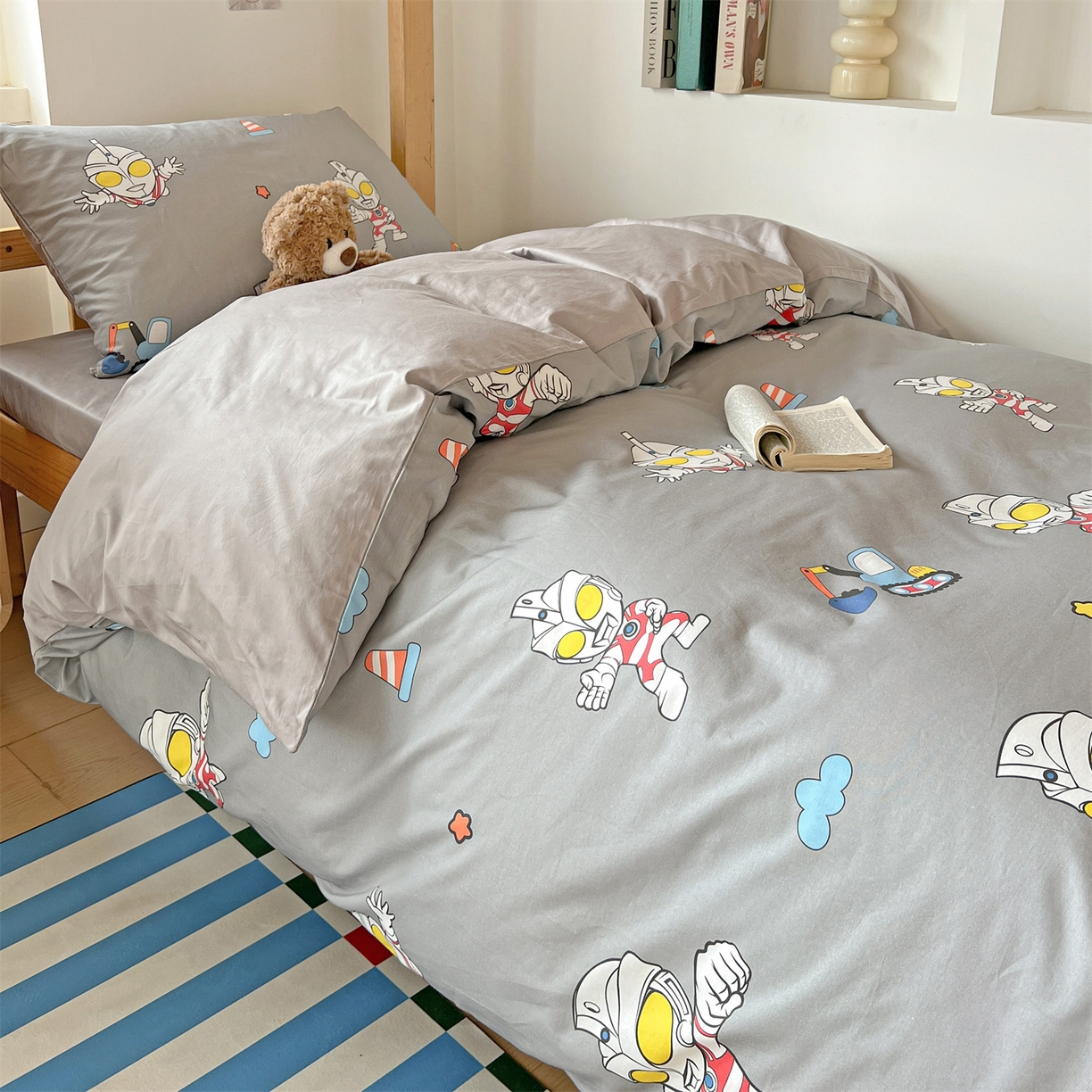91家纺网 家纺一手货源 找家纺 名兮家居 2025-全棉纯棉13372经典奥特曼-三丽鸥学生床多件套【含防伪标】 宇宙小分队