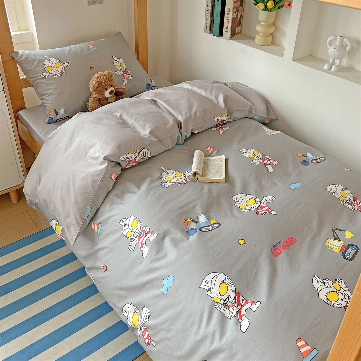 91家纺网 家纺一手货源 找家纺 名兮家居 2025-全棉纯棉13372经典奥特曼-三丽鸥学生床多件套【含防伪标】 宇宙小分队