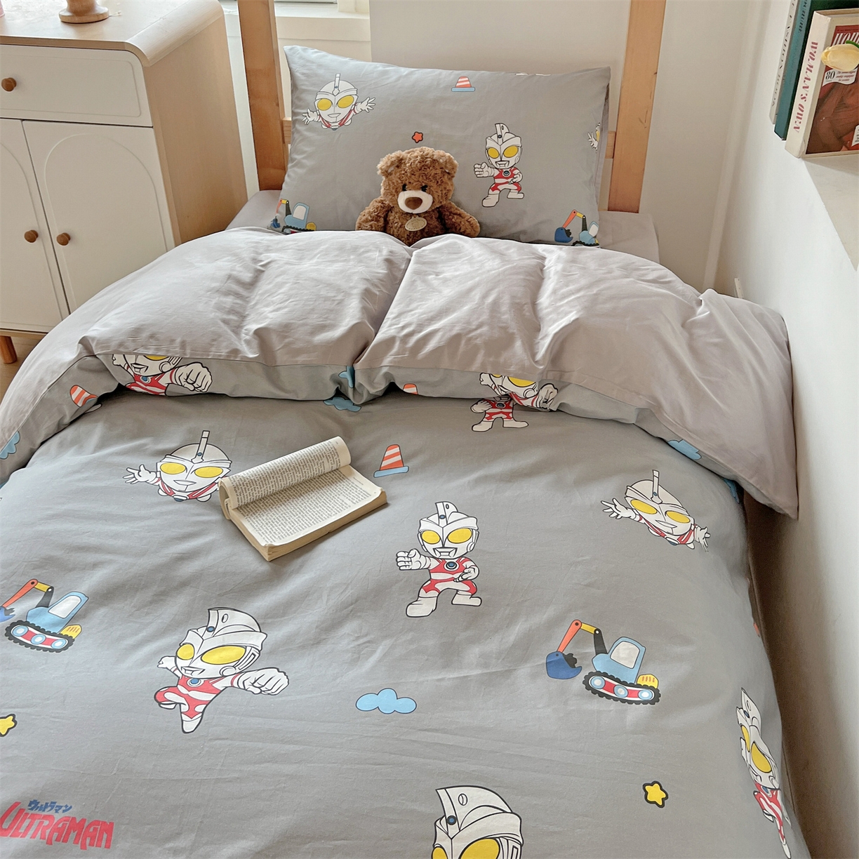 91家纺网 家纺一手货源 找家纺 名兮家居 2025-全棉纯棉13372经典奥特曼-三丽鸥学生床多件套【含防伪标】 宇宙小分队