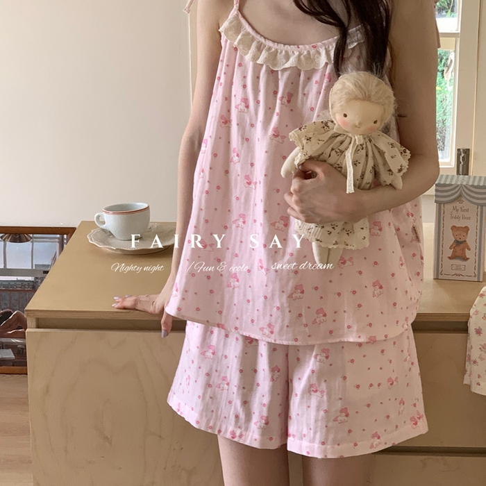 91家纺网 家纺一手货源 找家纺 妍景家居生活馆 2025新款纱布吊带套装 粉色小马