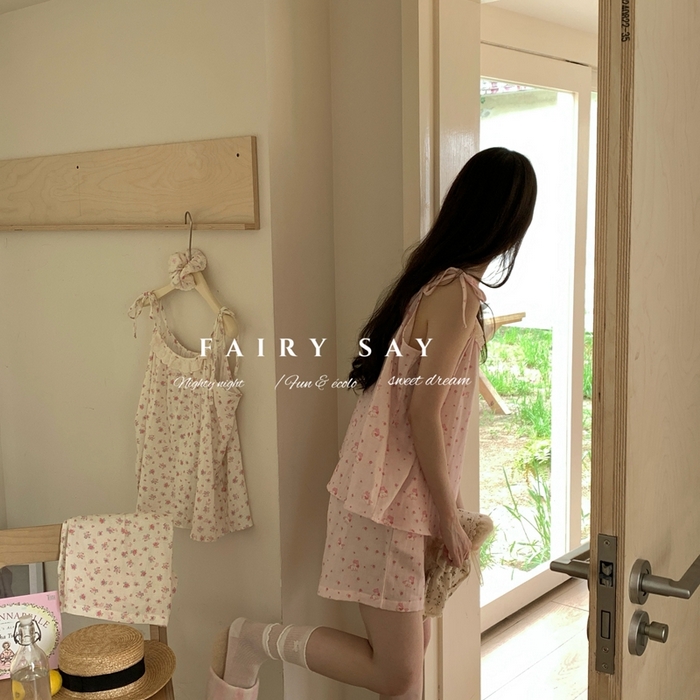 91家纺网 家纺一手货源 找家纺 妍景家居生活馆 2025新款纱布吊带套装 粉色小马