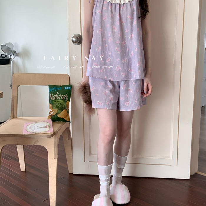 91家纺网 家纺一手货源 找家纺 妍景家居生活馆 2025新款纱布吊带套装 灰紫色碎花