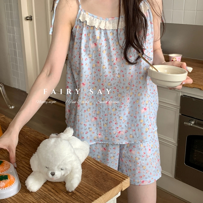 91家纺网 家纺一手货源 找家纺 妍景家居生活馆 2025新款纱布吊带套装 蓝底碎花