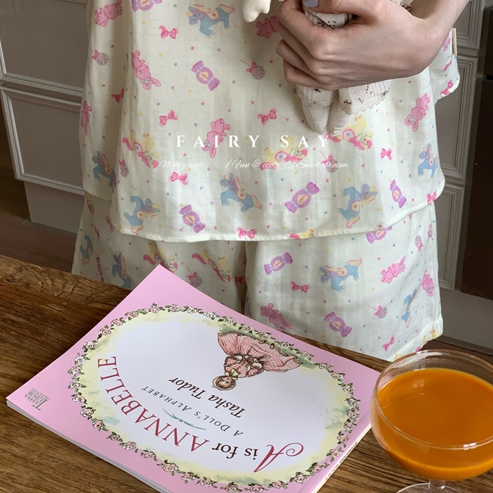 91家纺网 家纺一手货源 找家纺 妍景家居生活馆 2025新款纱布吊带套装 软糖兔子