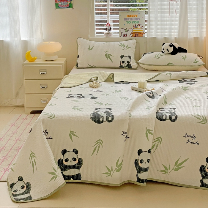 91家纺网 家纺一手货源 找家纺 富馨莱 2025春夏新款纯棉夹棉单床盖床盖单件薄床垫 熊猫团子