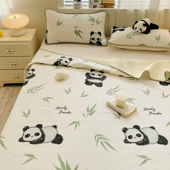 91家纺网 家纺一手货源 找家纺 富馨莱 2025春夏新款纯棉夹棉单床盖床盖单件薄床垫 熊猫团子